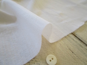 コットン/リネン ワッシャー加工 オフ白（やや薄地）｜きれ屋さん ぽぷり